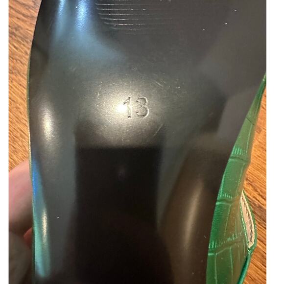 FOWT Crock-Textured Pointed Toe Mules – Emerald Green | Women’s Size 13 NWT - Picture 8 of 10